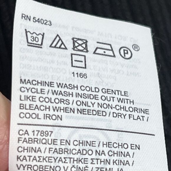 V-Neck Sweater Merino Wool Blend ATHLETA Hanover Refined Relaxed Fit Black Sz XS - Picture 12 of 14